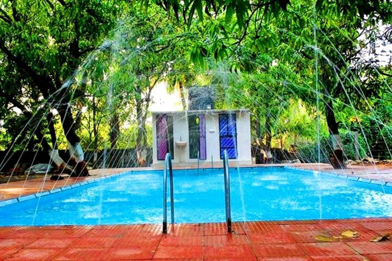 The Wilds Villa Gir Jungle Stay With Swimming Pool Sasan Gir Bagian luar foto